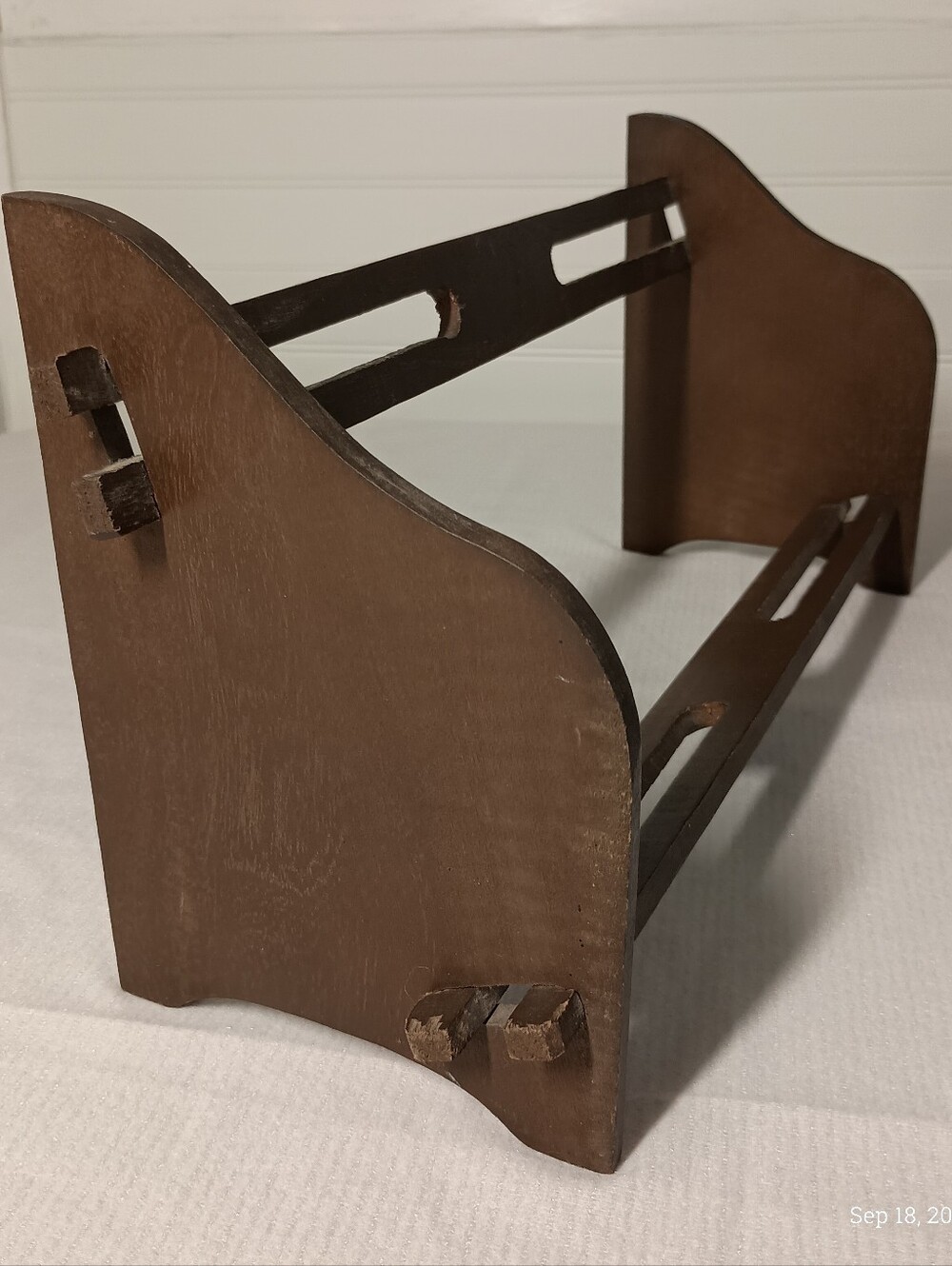 Vintage Book Trough Tabletop Book End Rack Flatpack Lightweight Travel Dark Wood